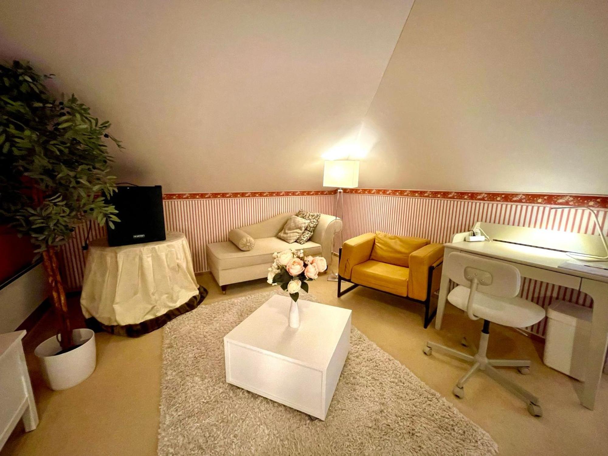 Villa Julian Mansarde 아우리흐 외부 사진
